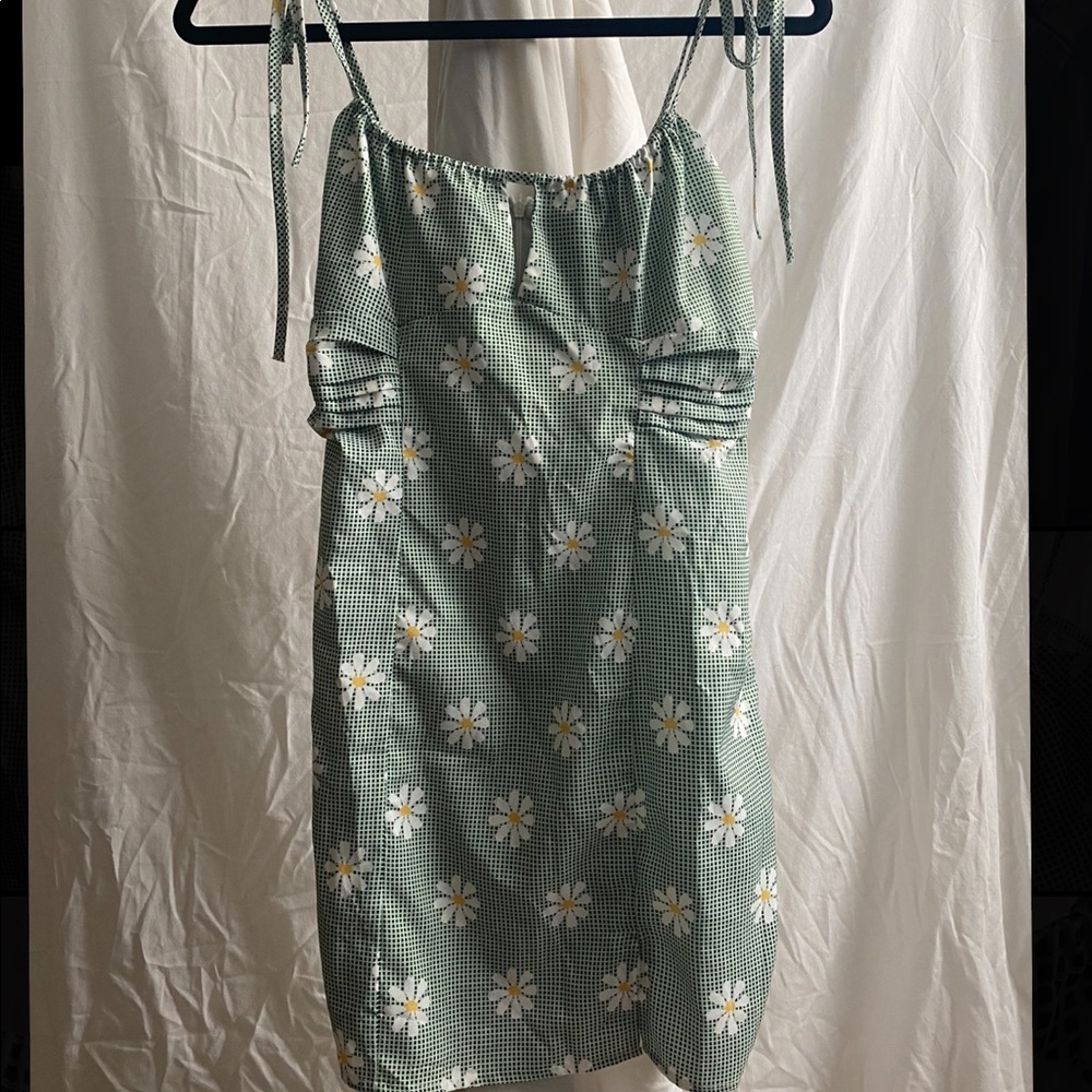 Lightweight slim dress